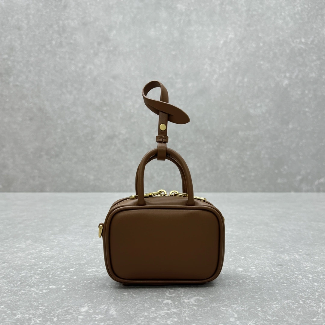 Miu Miu Top Handle Bags Durable 69512