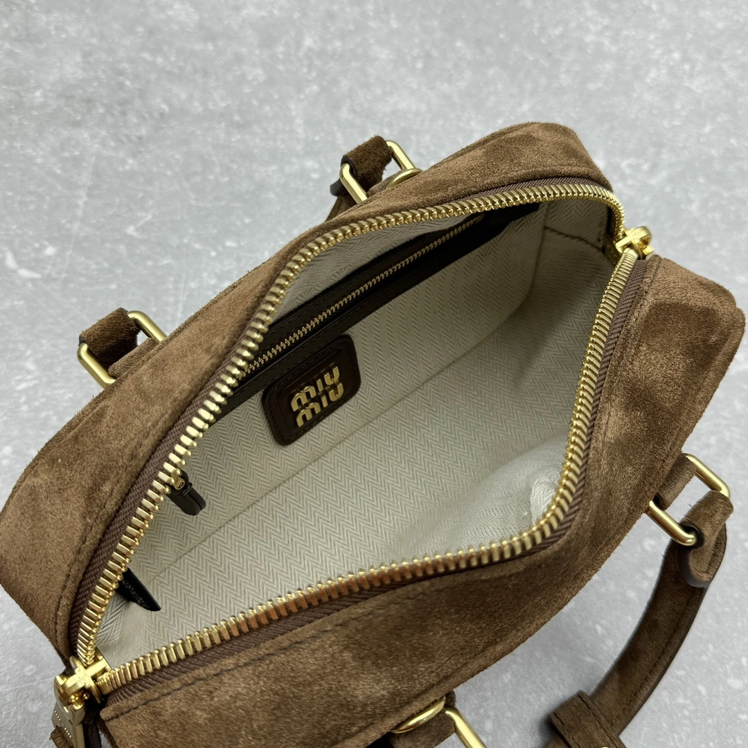 Fashionable Miu Miu Top Handle Bags 69509