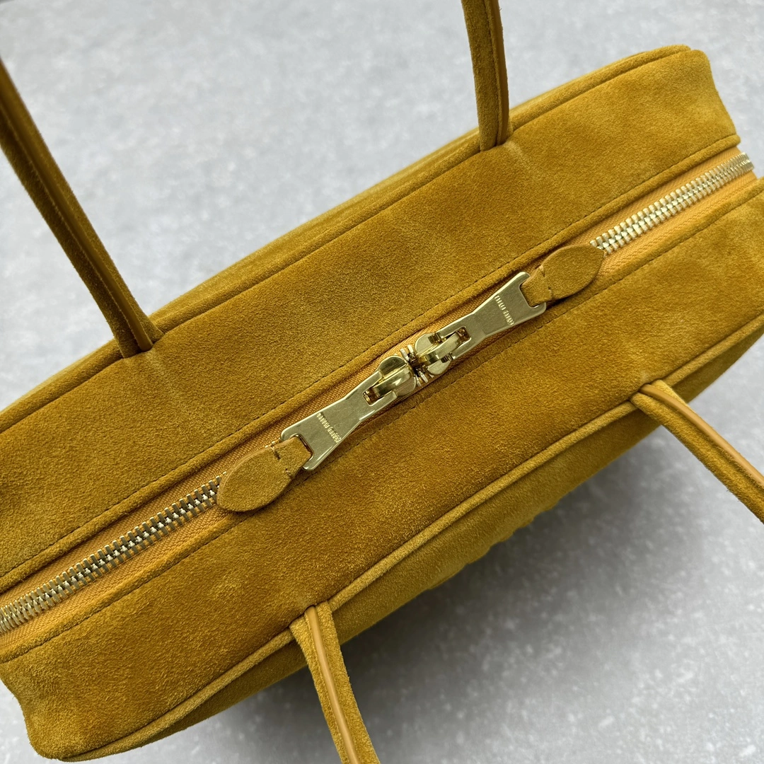 Breathable Miu Miu Top Handle Bags 69507