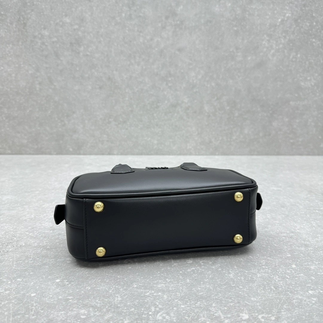 Miu Miu Top Handle Bags Supportive 69510