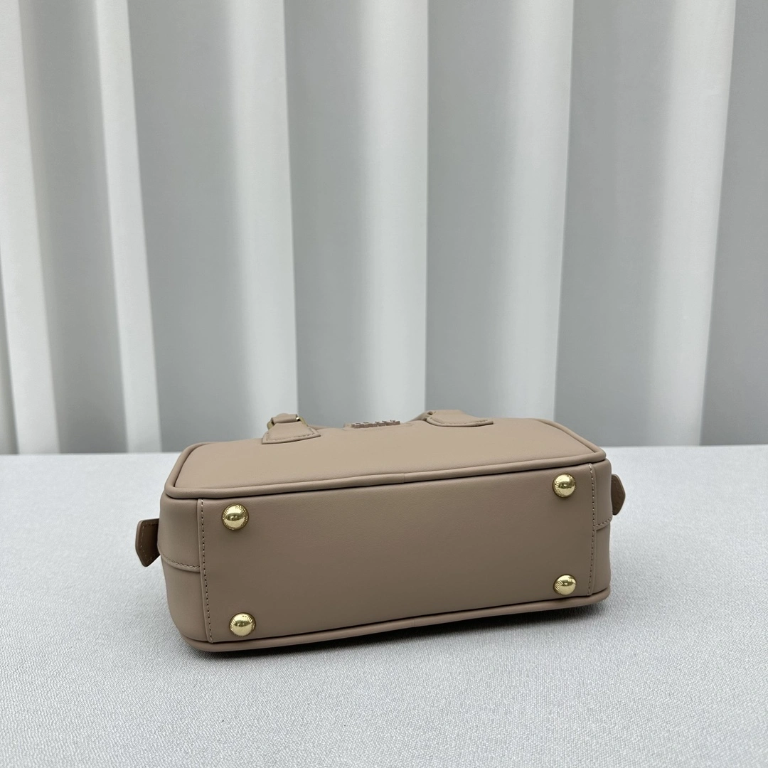 EyeCatching Miu Miu Top Handle Bags 69500