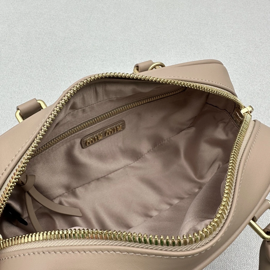 EyeCatching Miu Miu Top Handle Bags 69500