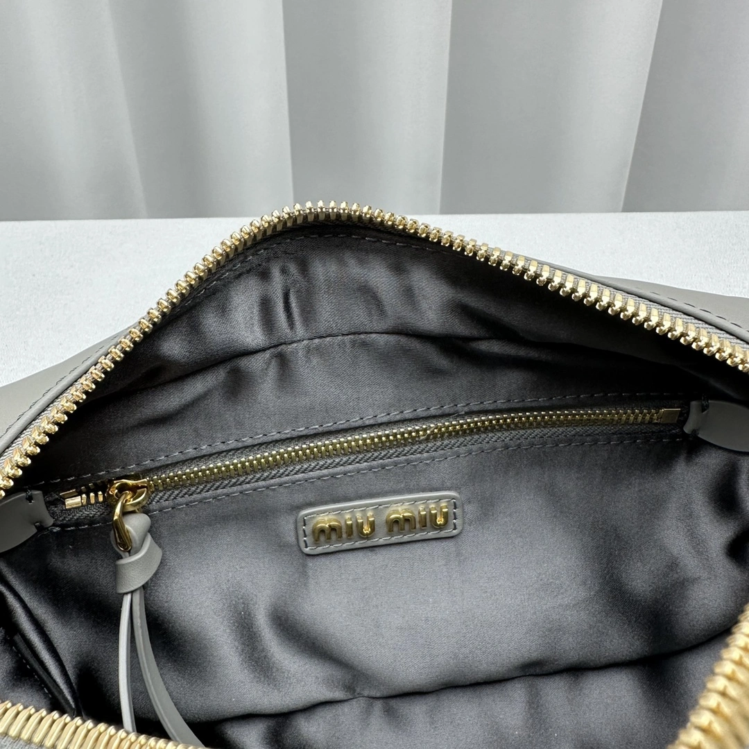 SportInspired Miu Miu Top Handle Bags 69541