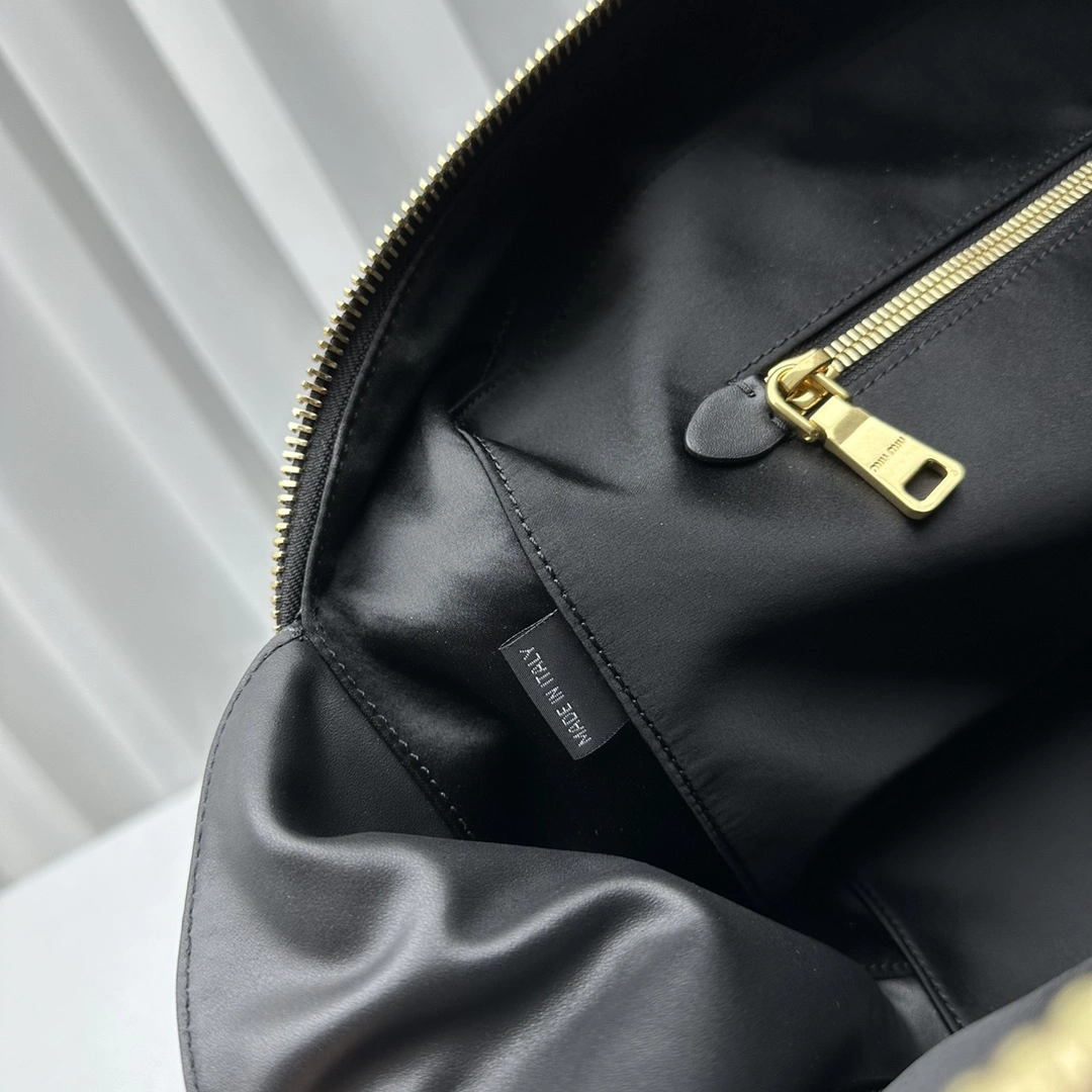 Snug Miu Miu Top Handle Bags 69499