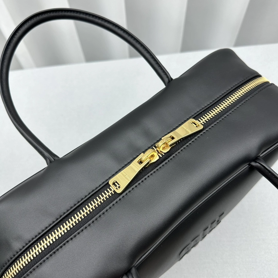 Snug Miu Miu Top Handle Bags 69499