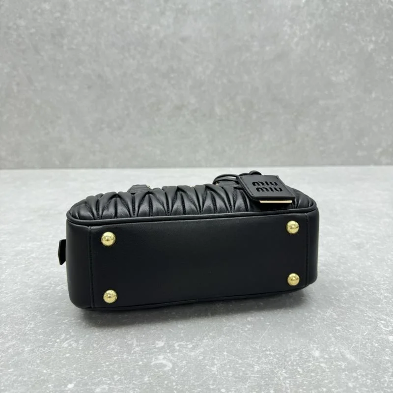 ZeroBulk Miu Miu Top Handle Bags 55659