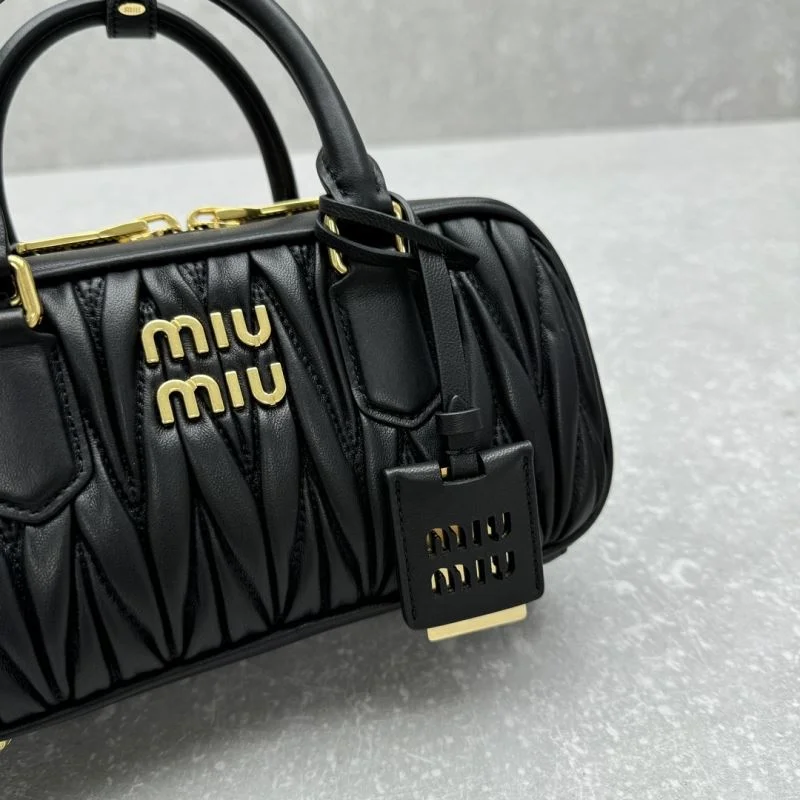 ZeroBulk Miu Miu Top Handle Bags 55659