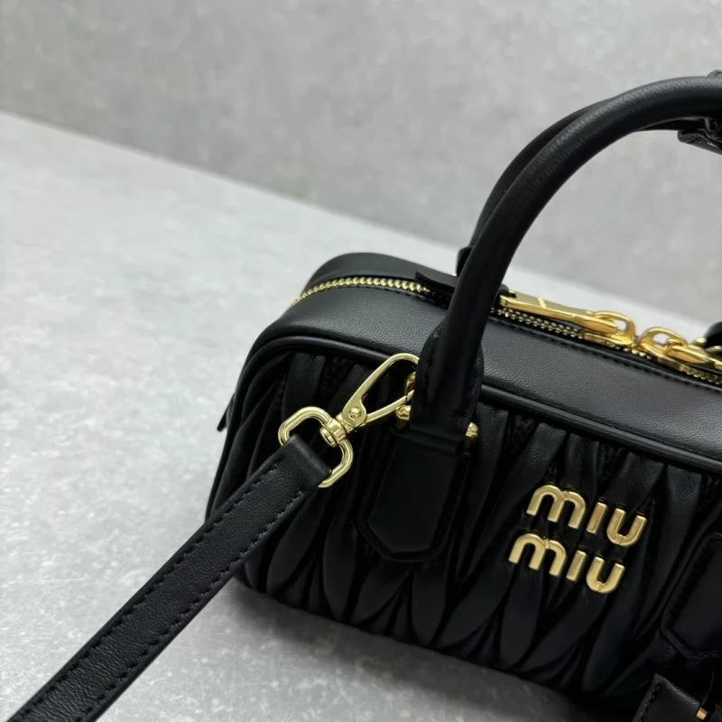 ZeroBulk Miu Miu Top Handle Bags 55659