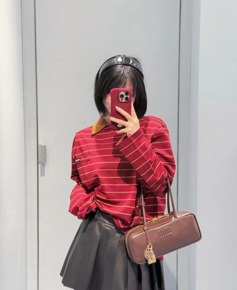 Lightweight Miu Miu Top Handle Bags 55649