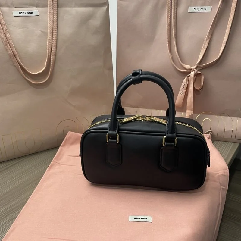 Miu Miu Top Handle Bags Snug 43758
