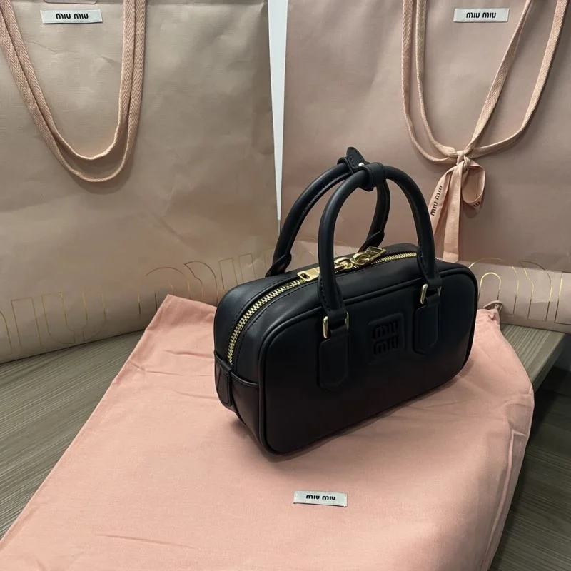 Miu Miu Top Handle Bags Snug 43758