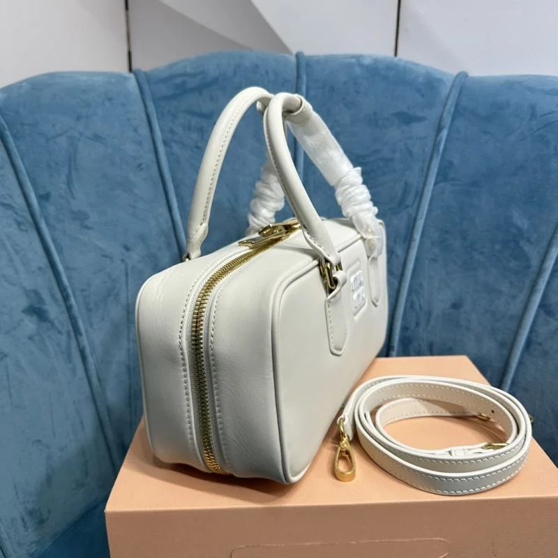 Miu Miu Top Handle Bags Supportive 43705