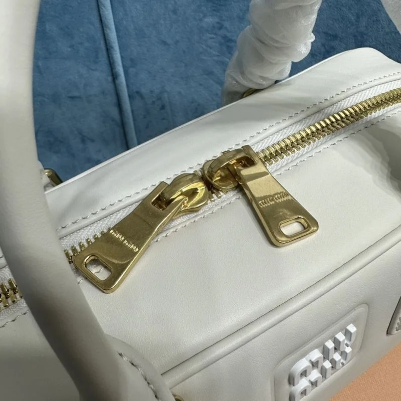 Miu Miu Top Handle Bags Supportive 43705