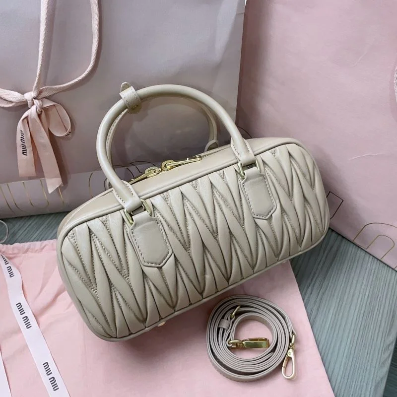 ZeroBulk Miu Miu Top Handle Bags 43700