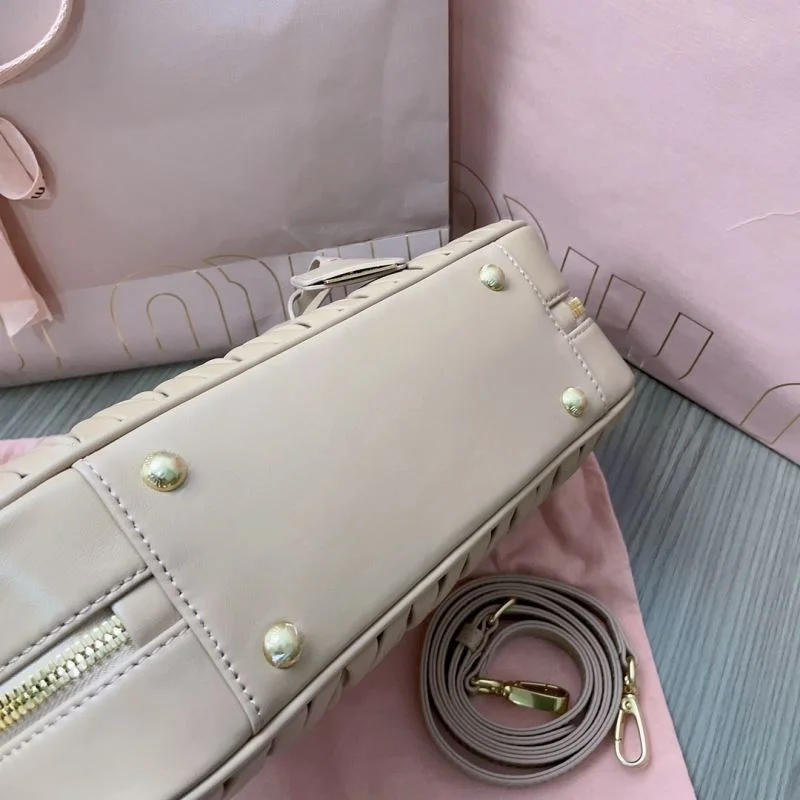 ZeroBulk Miu Miu Top Handle Bags 43700