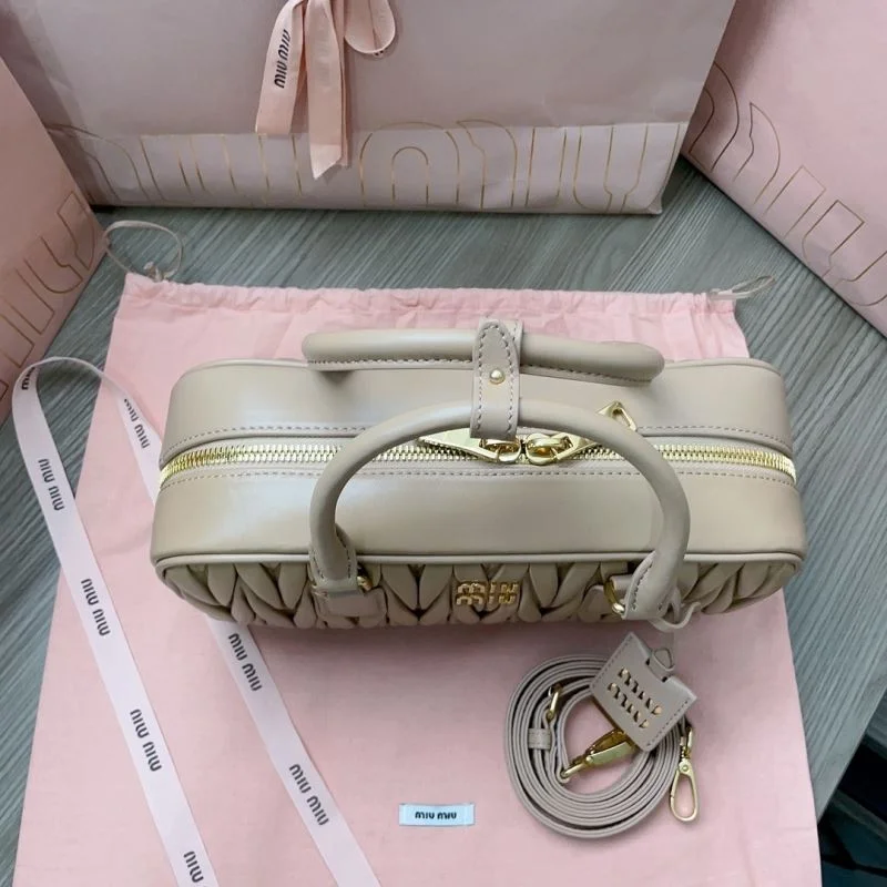 ZeroBulk Miu Miu Top Handle Bags 43700