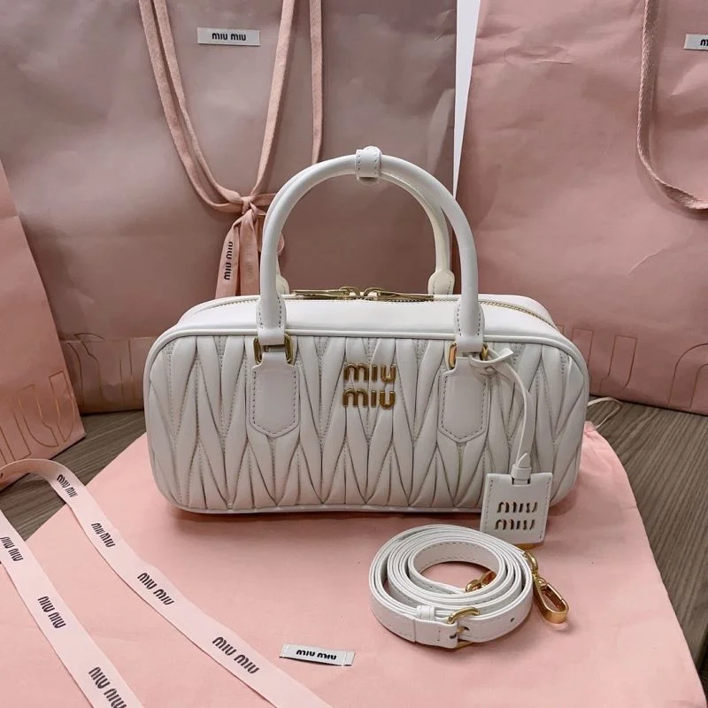 Miu Miu Top Handle Bags Trendsetting 43805