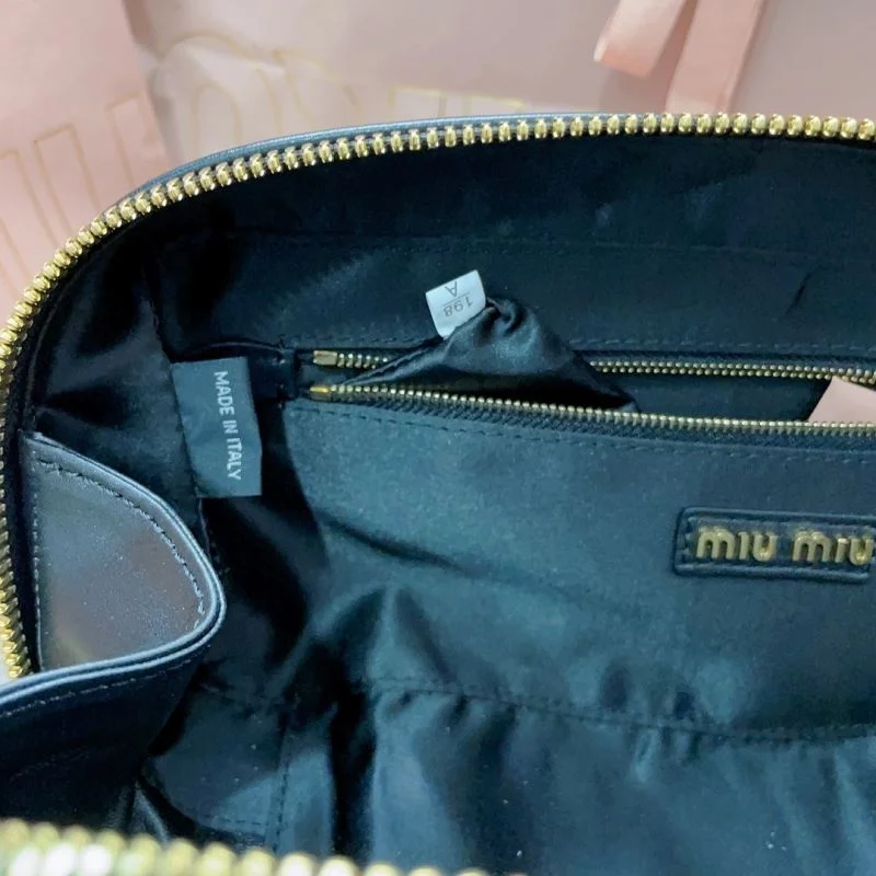 Miu Miu Top Handle Bags Supportive 43695