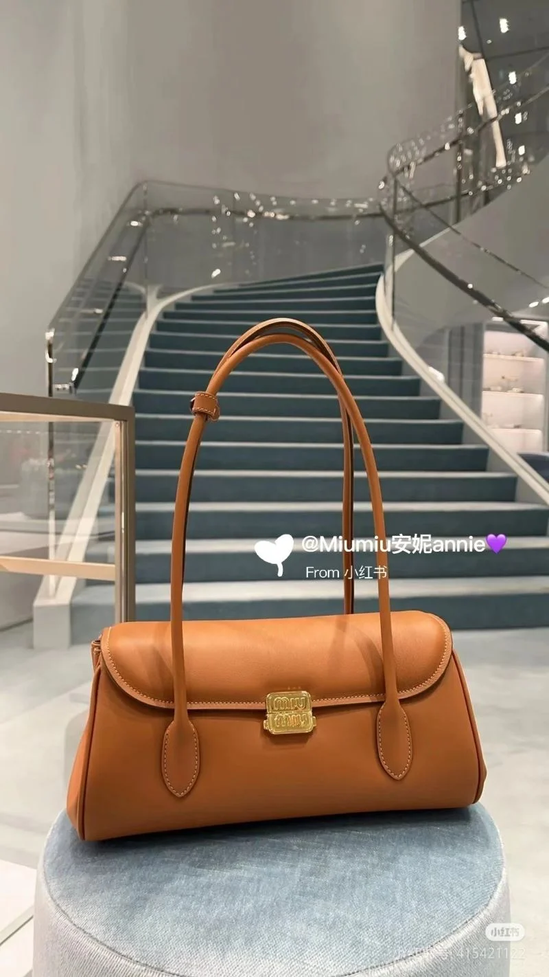 Miu Miu Top Handle Bags EasyMatch 43521
