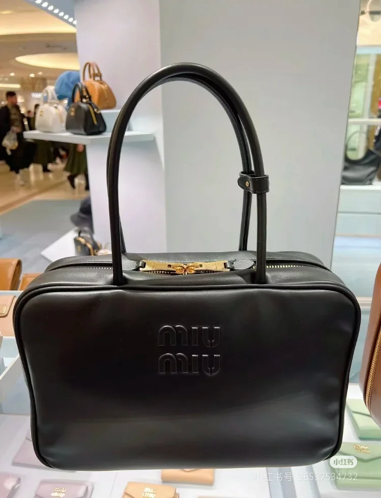 Miu Miu Top Handle Bags Bold 43605