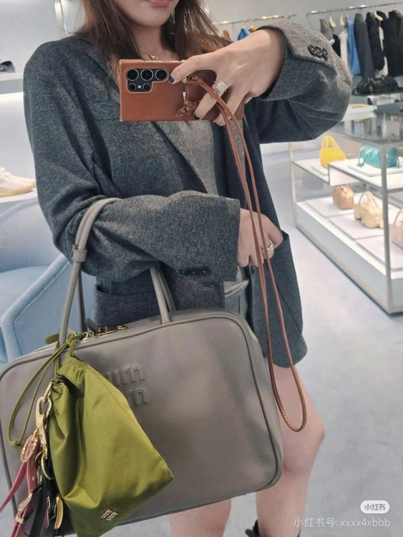 UrbanStyle Miu Miu Top Handle Bags 43516