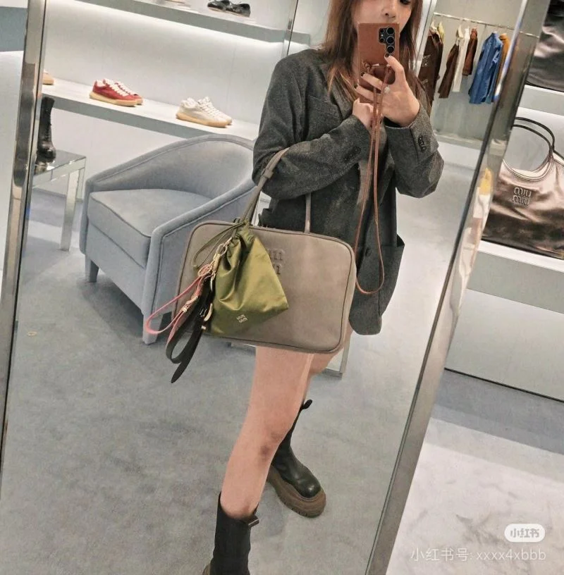 UrbanStyle Miu Miu Top Handle Bags 43516