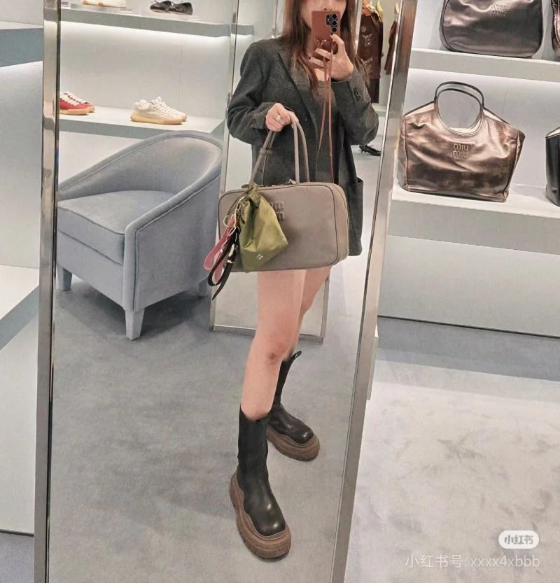 UrbanStyle Miu Miu Top Handle Bags 43516