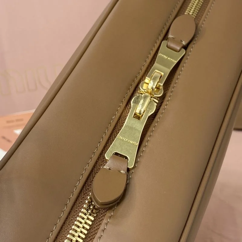 EasyCare Miu Miu Top Handle Bags 43509