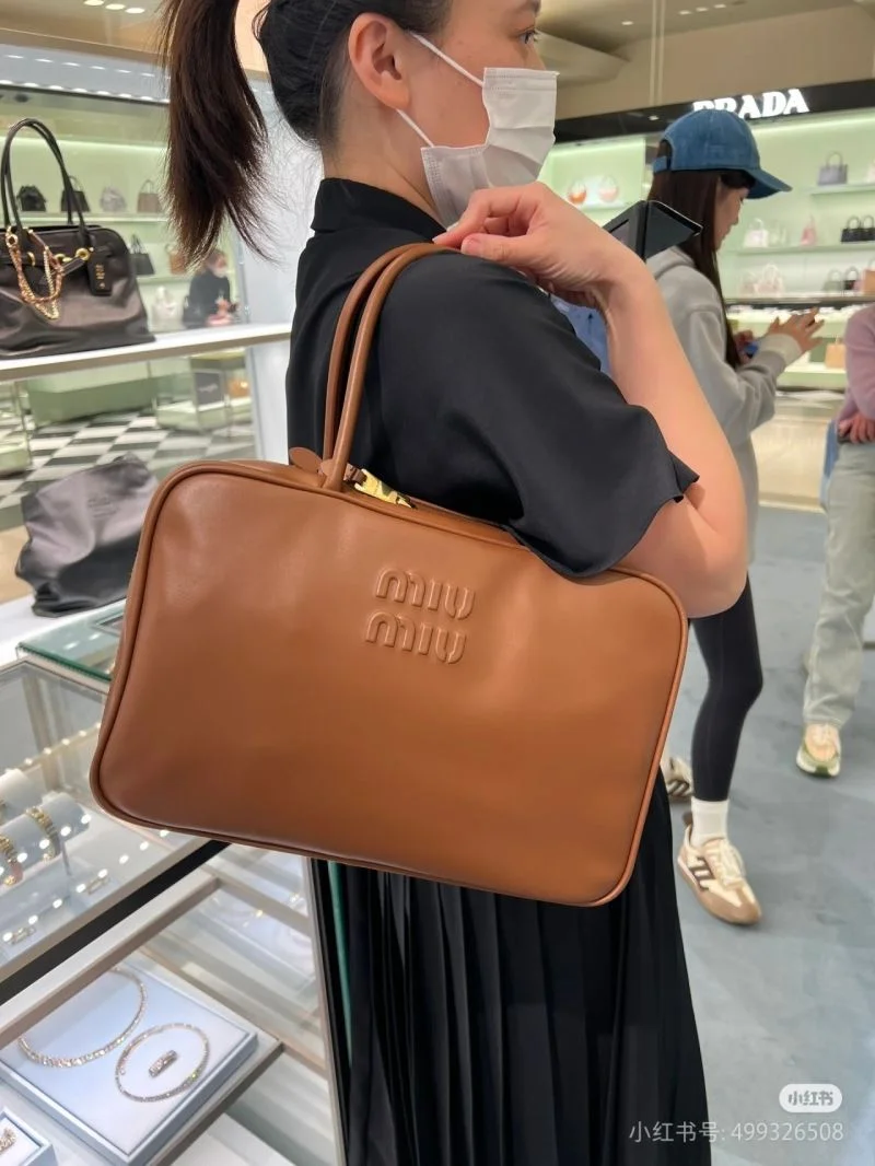EasyCare Miu Miu Top Handle Bags 43509