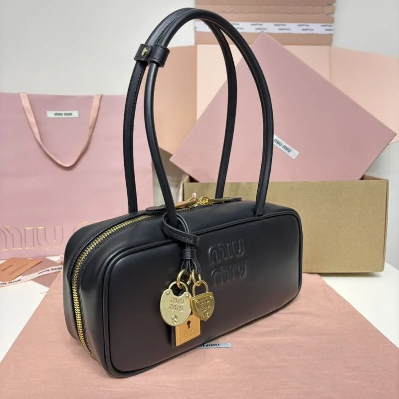 Miu Miu Top Handle Bags WellDesigned 43506