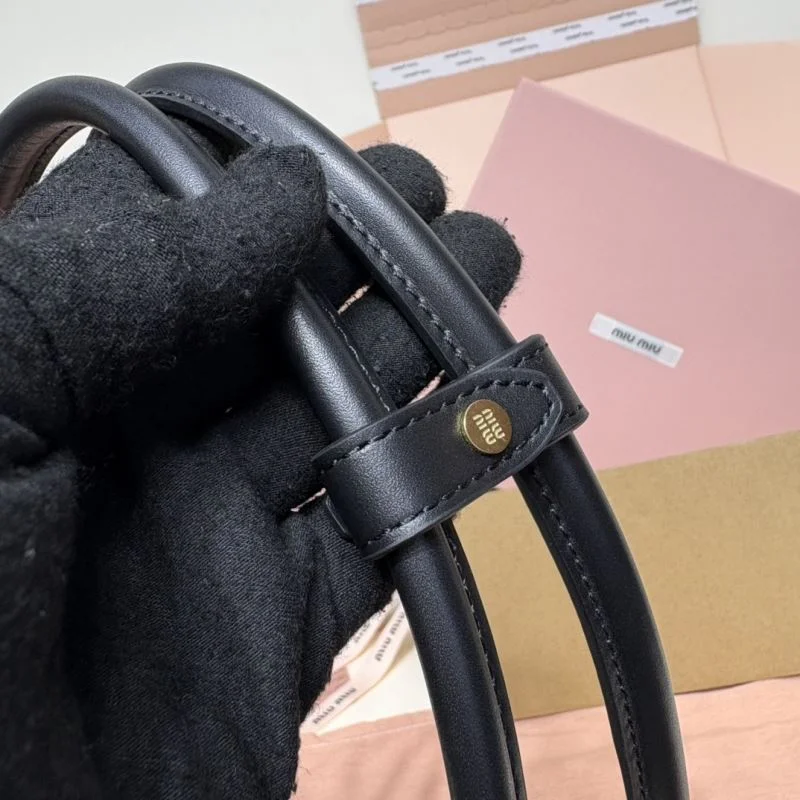 Miu Miu Top Handle Bags WellDesigned 43506
