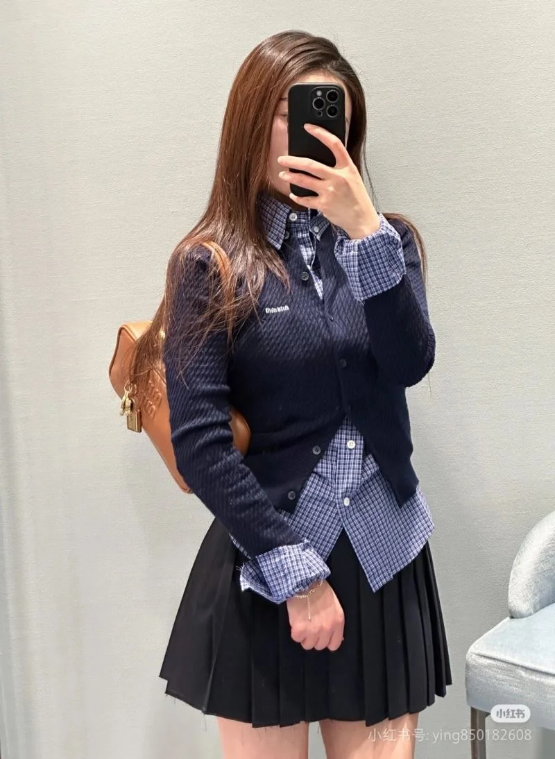 RelaxedFit Miu Miu Top Handle Bags 43507