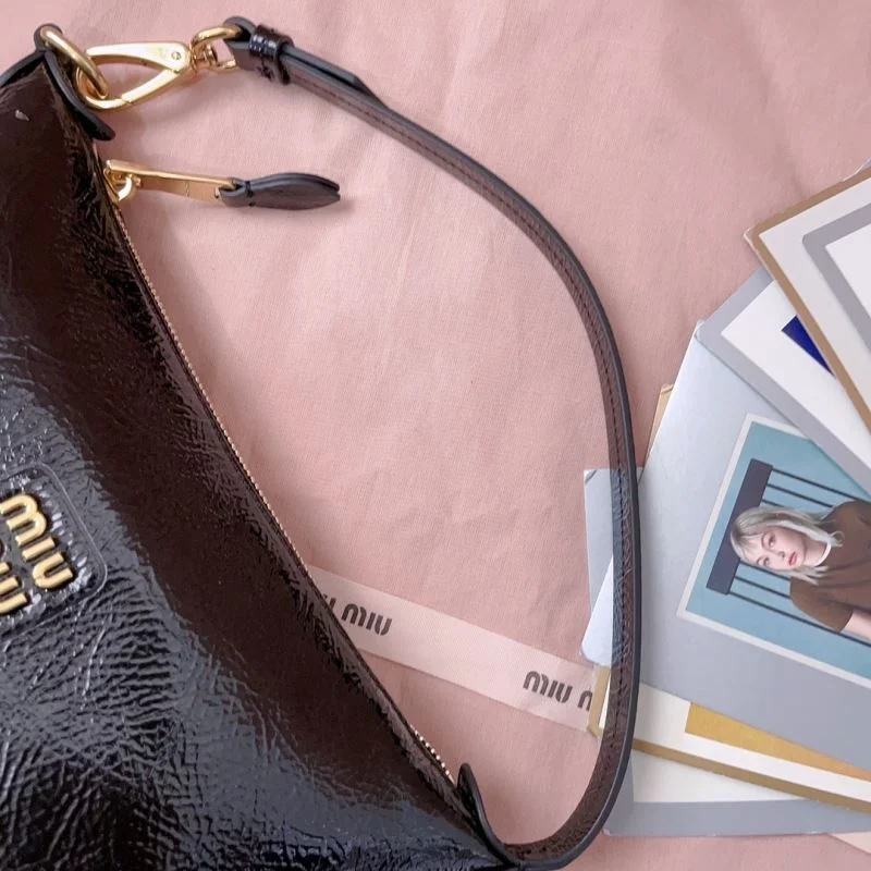 MultiPurpose Miu Miu Top Handle Bags 43526