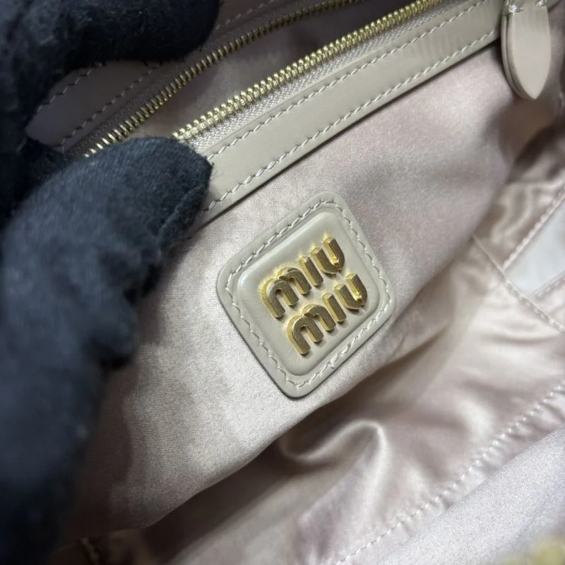 EasyCare Miu Miu Top Handle Bags 43528
