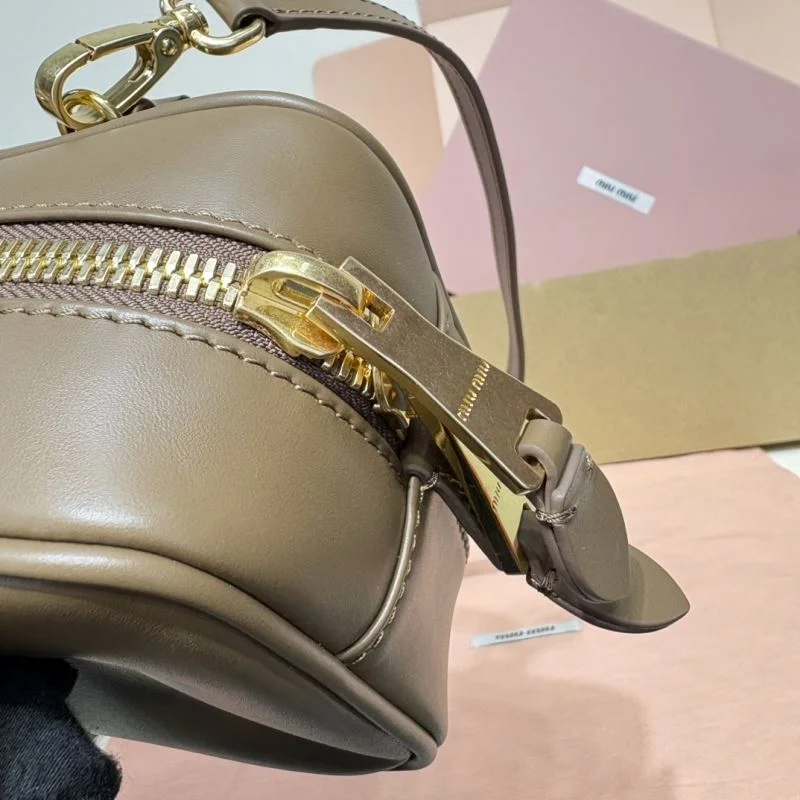 Miu Miu Top Handle Bags EasyCare 43485