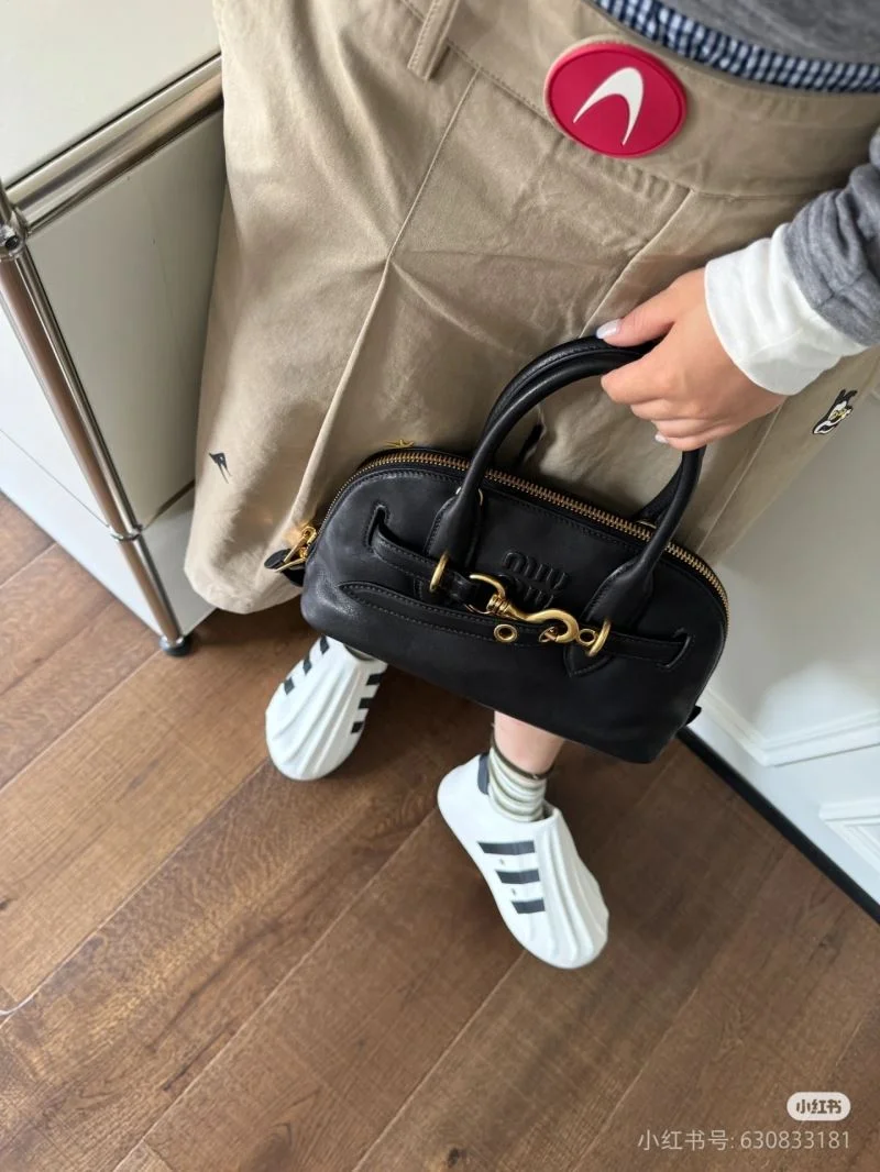 Miu Miu Top Handle Bags FastDry 43435
