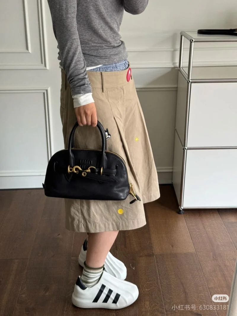 Miu Miu Top Handle Bags FastDry 43435