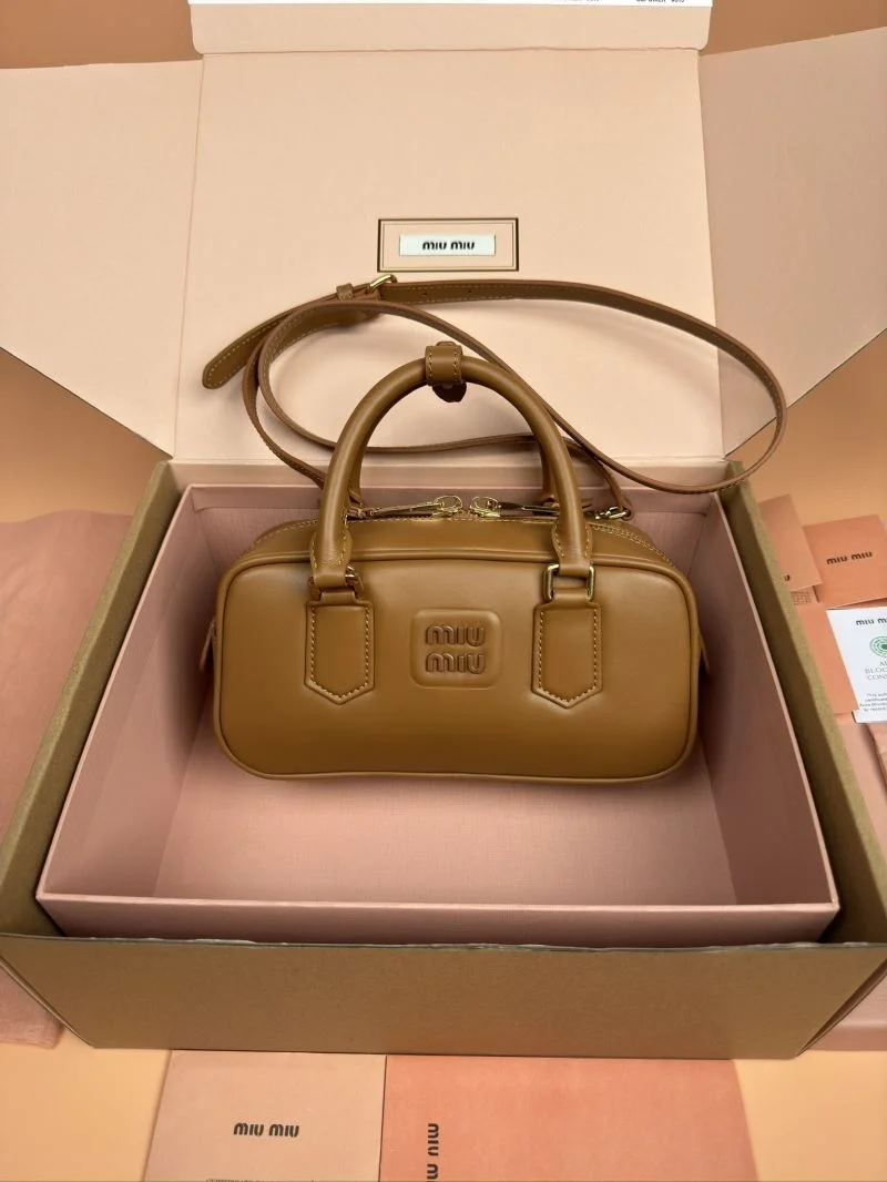 Miu Miu Top Handle Bags Durable 55982