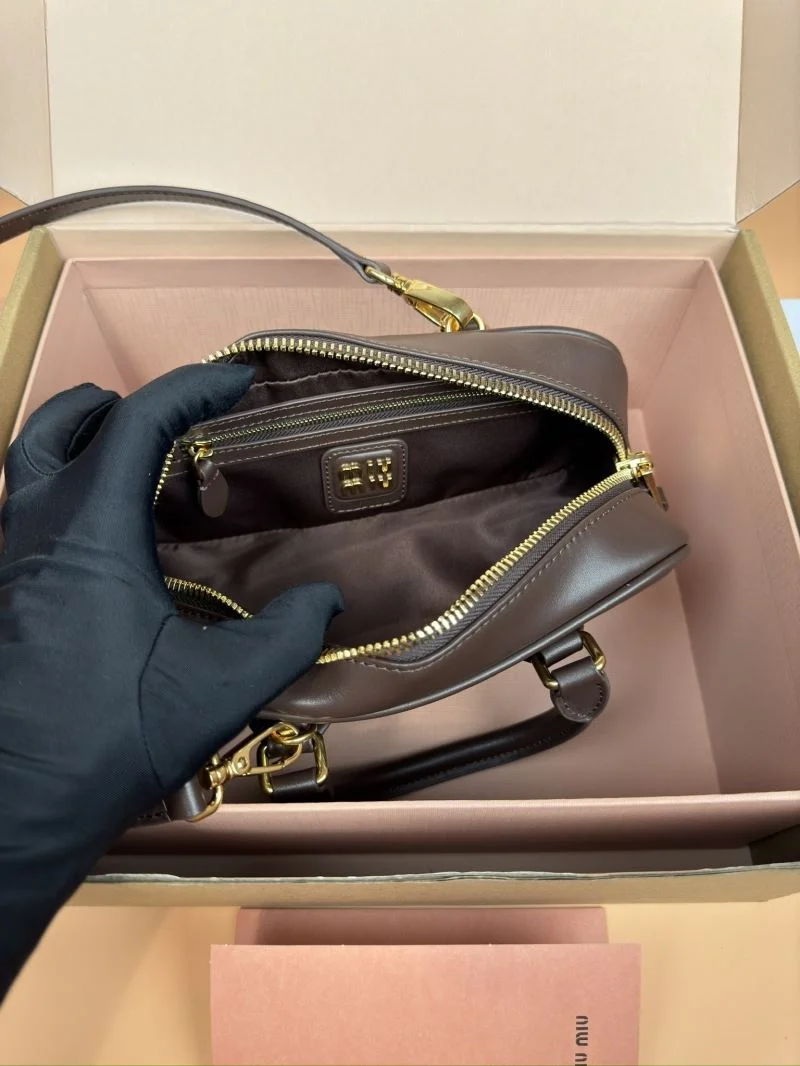 ZeroBulk Miu Miu Top Handle Bags 55976