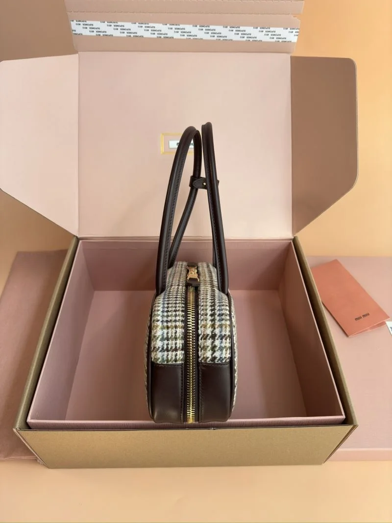 Miu Miu Top Handle Bags Chic 55958