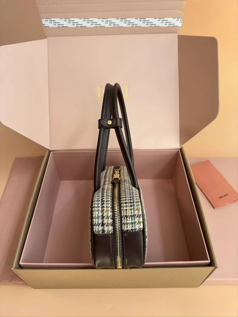 Miu Miu Top Handle Bags Chic 55958
