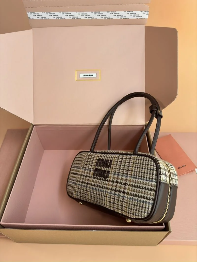 Miu Miu Top Handle Bags Chic 55958