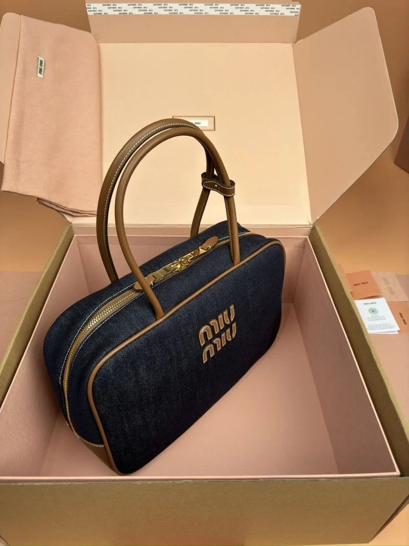 Miu Miu Top Handle Bags FreshLook 55943