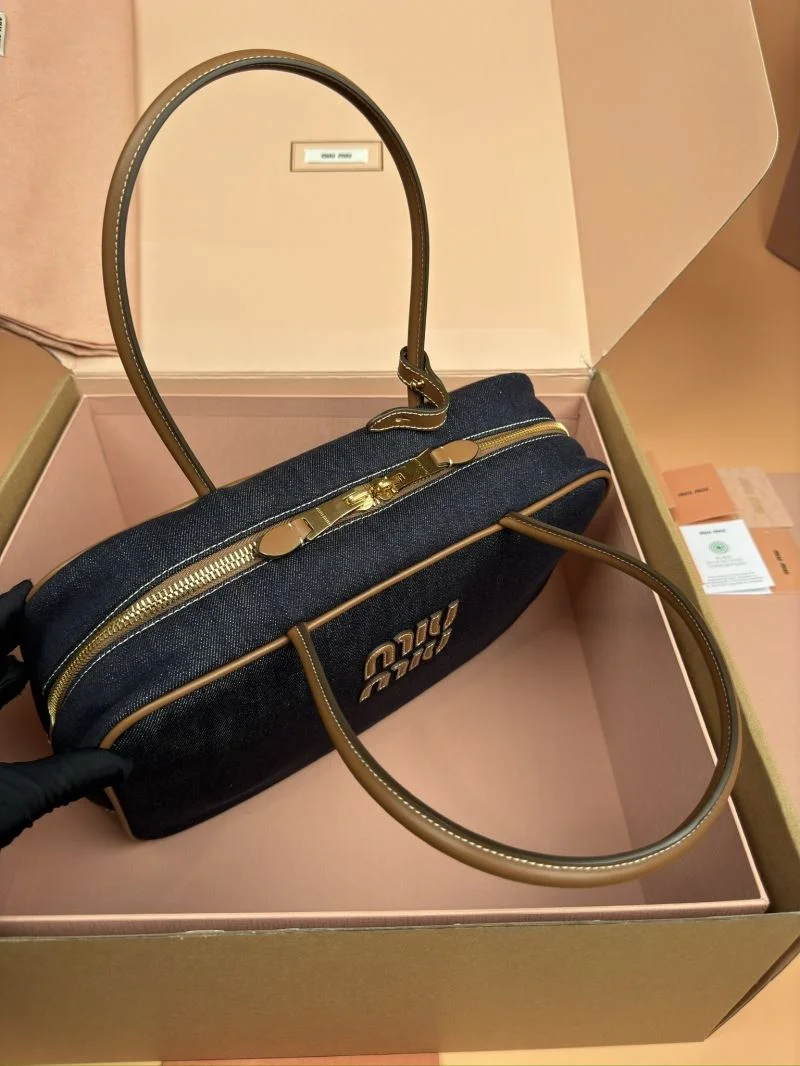 Miu Miu Top Handle Bags FreshLook 55943