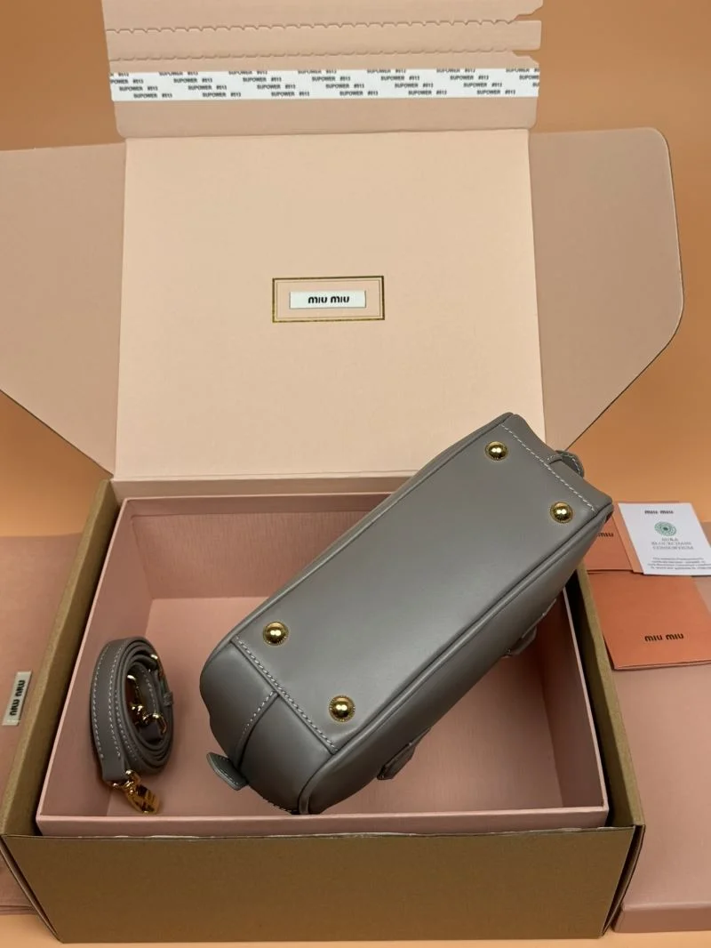 Miu Miu Top Handle Bags Trendsetting 37620