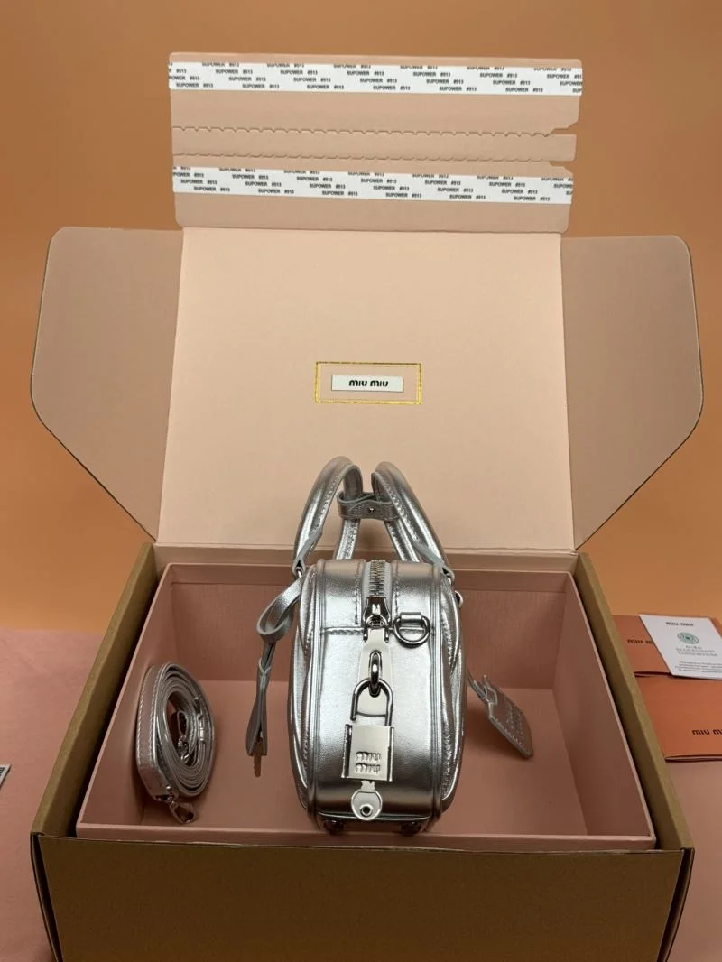 Miu Miu Top Handle Bags Refined 55917