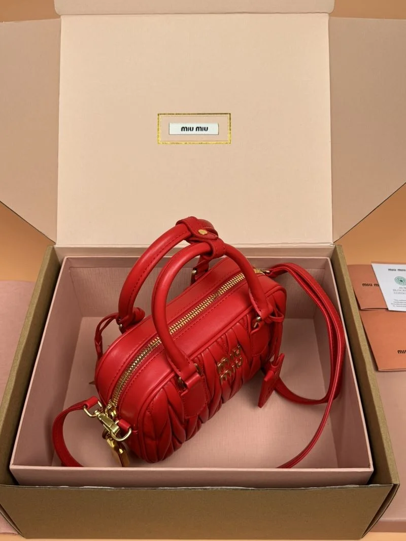 Miu Miu Top Handle Bags Lightweight 55910