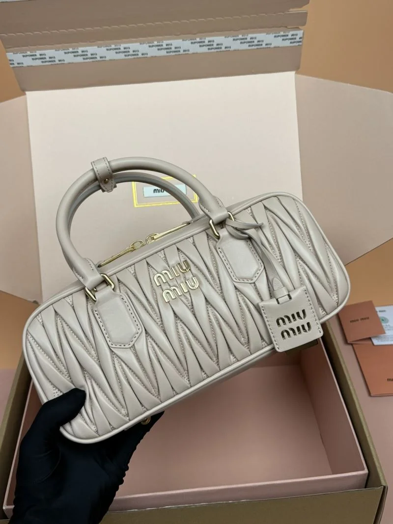 Miu Miu Top Handle Bags Functional 55962
