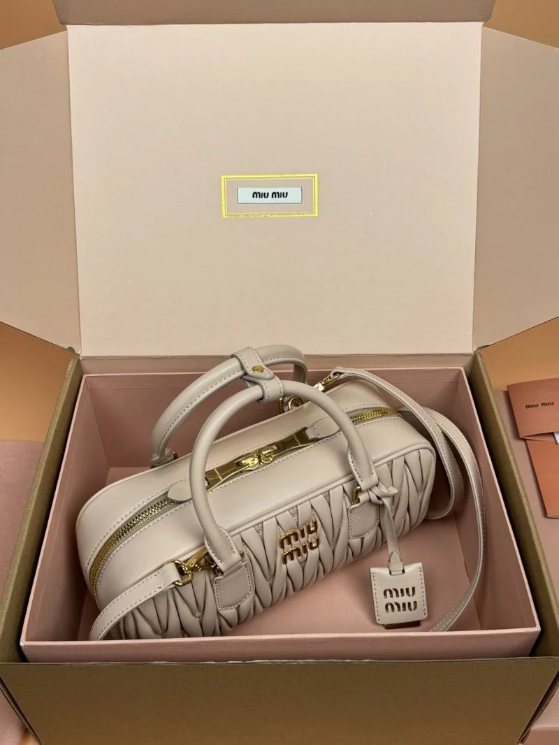 Miu Miu Top Handle Bags Functional 55962