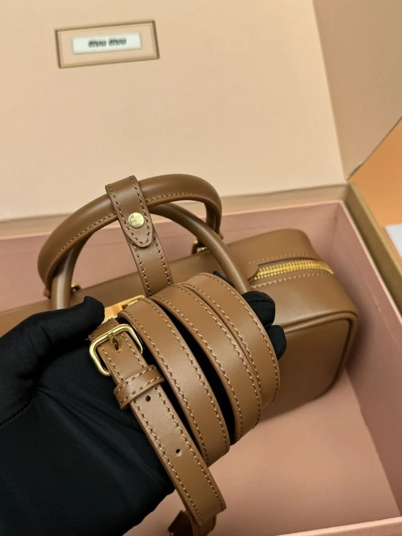 Miu Miu Top Handle Bags Classic 55923